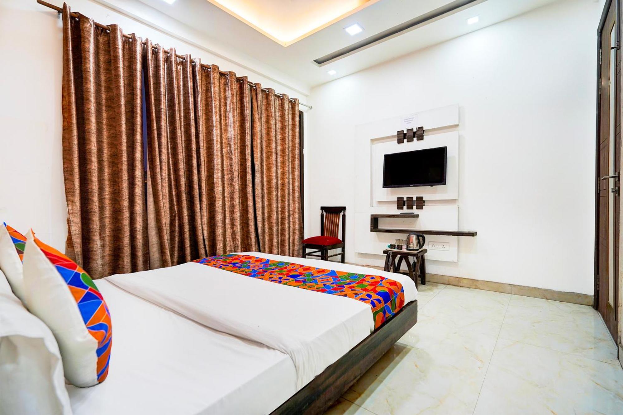 Fabhotel Season Grand Δελχί Εξωτερικό φωτογραφία